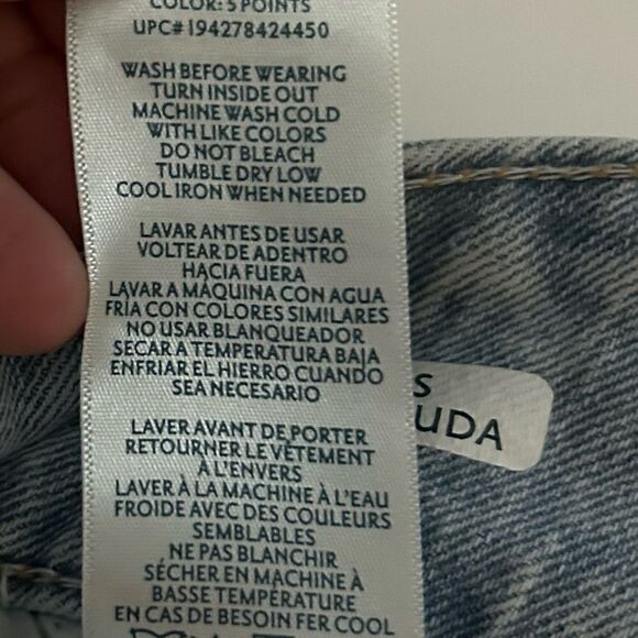 Seven7 Tummyless MidRise Bermuda Jean shorts Size 10 - Picture 6 of 13